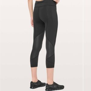 Lululemon pace rival cropped leggings size 6 black full on luxtreme mesh 22”